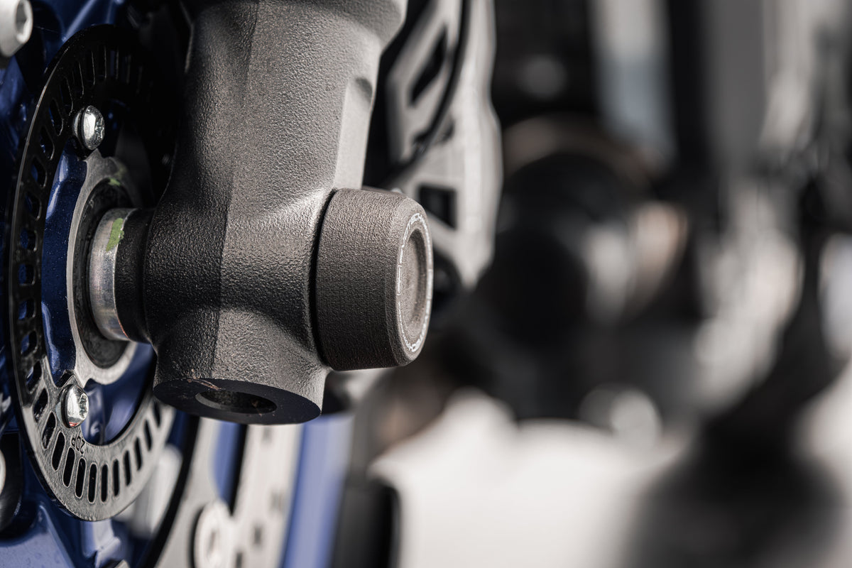 Diabolos de roue avant EVOTECH PERFORMANCE pour YAMAHA TRACER 7 / GT (2025+) - vue 5