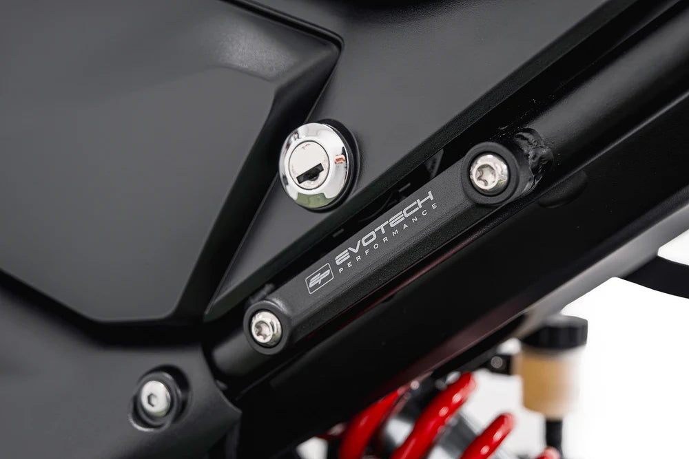 Kit Suppression de Repose-pieds Passager EVOTECH | TRIUMPH TRIDENT 800 (2026+)