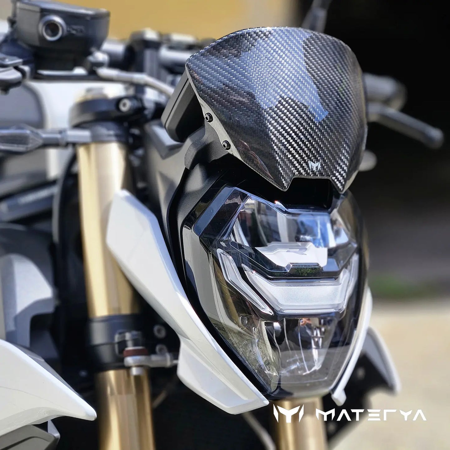 MATERYA Glossy Carbon Windshield | BMW M1000R & S1000R (2021-2024)