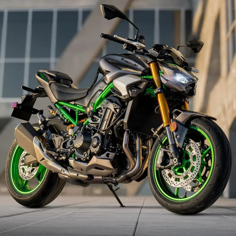 KAWASAKI Z900 / SE (2025+)