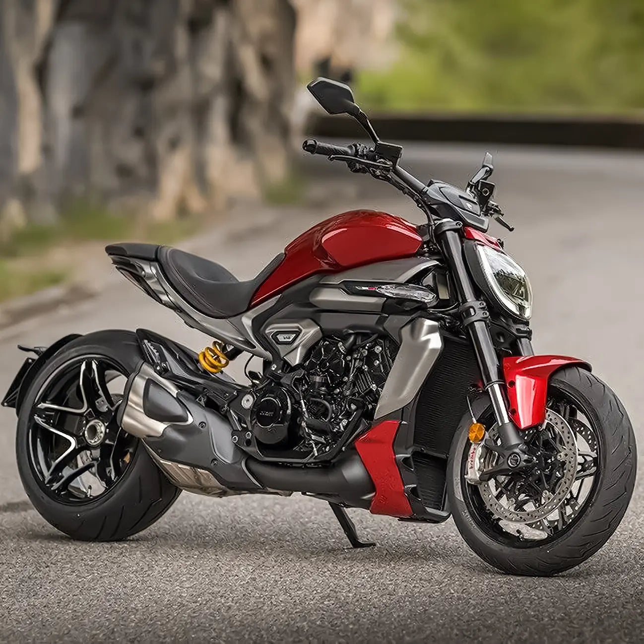 DUCATI XDIAVEL V4