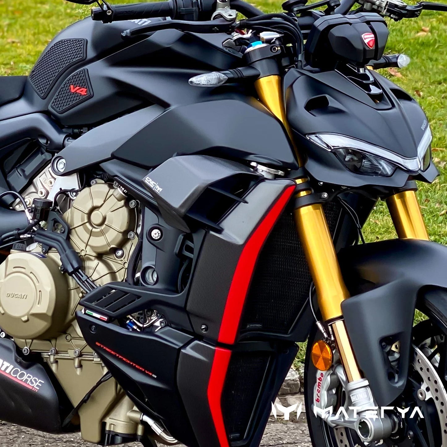 Ailerons MATERYA x CNC RACING | DUCATI STREETFIGHTER V4