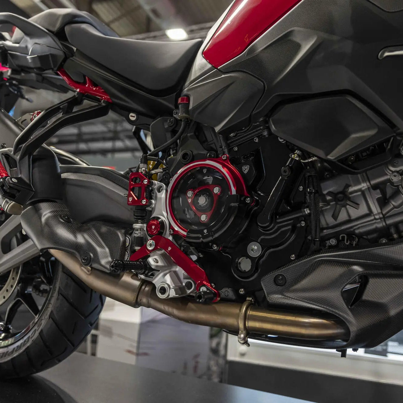 Couvercle d'Embrayage Transparent CNC RACING | DUCATI STREETFIGHTER V2 / S (2025+)