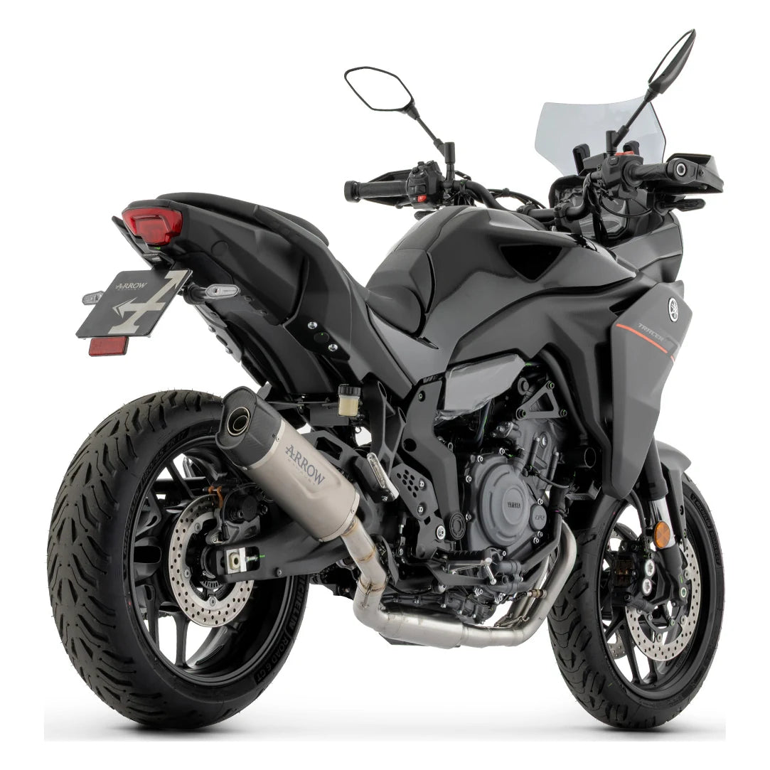 Vue trois-quarts de la ligne complète ARROW sur YAMAHA TRACER 7 / GT