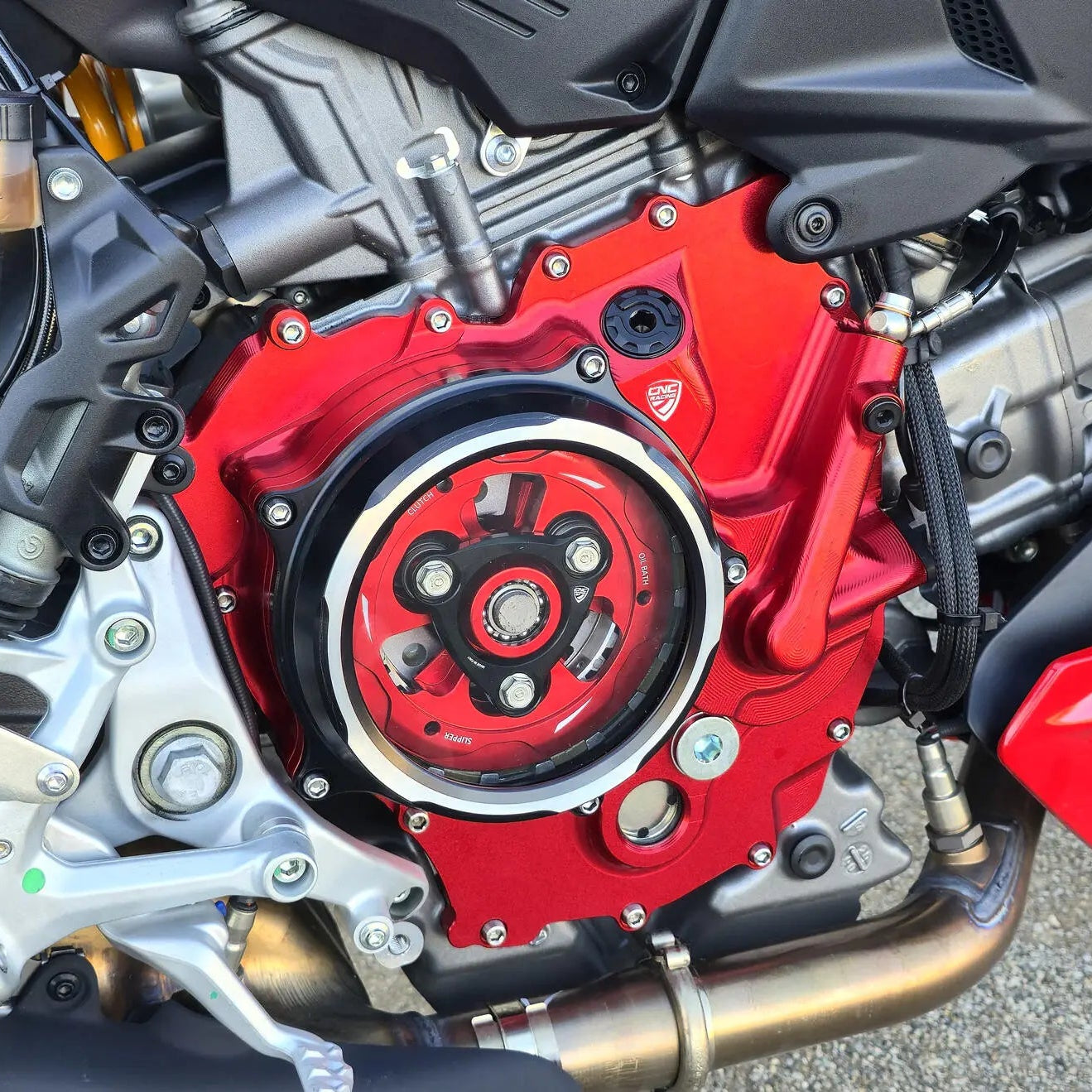 Couvercle d'Embrayage Transparent CNC RACING | DUCATI STREETFIGHTER V2 / S (2025+)