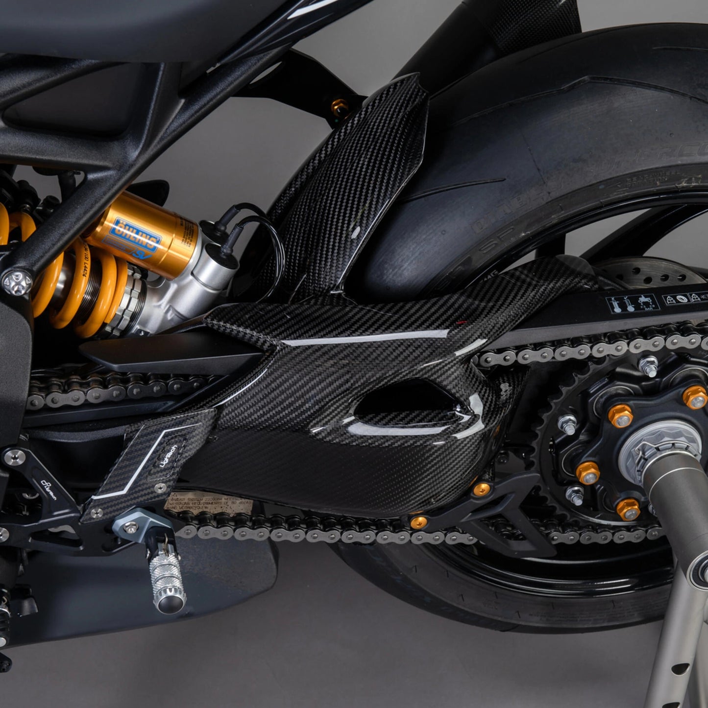 Protection de Bars Oscillant en Carbone LIGHTECH | TRIUMPH SPEED TRIPLE 1200 RS / RX / RR
