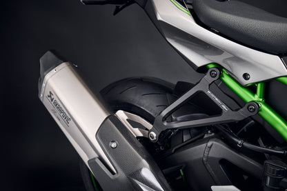 Support d'échappement EVOTECH monté sur KAWASAKI ZH2 - vue 2