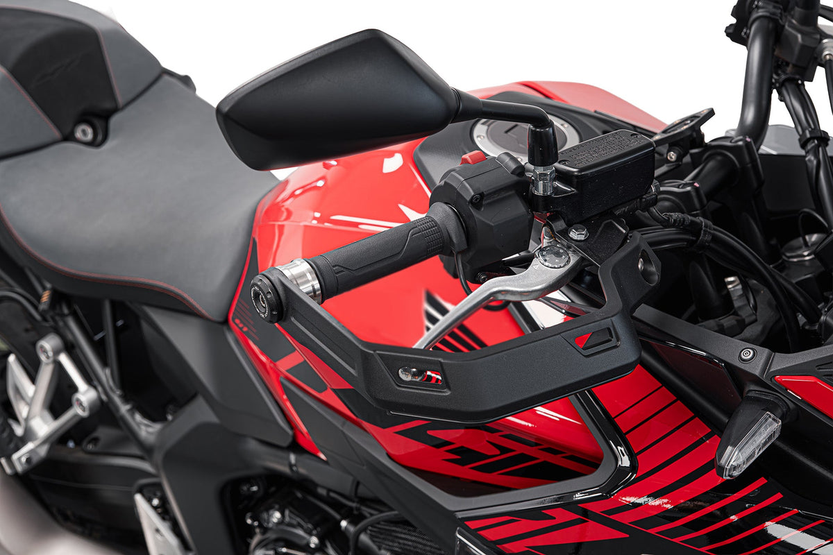 Vue des embouts de guidon EVOTECH pour HONDA CB1000GT