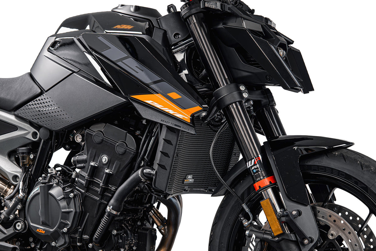 Grille de radiateur EVOTECH montée sur KTM 790 DUKE (2027+) - vue 2