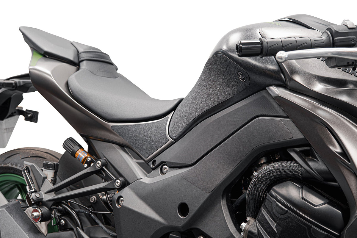 Protection de réservoir EVOTECH montée sur KAWASAKI Z1100 / SE