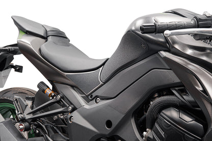 Protection de réservoir EVOTECH montée sur KAWASAKI Z1100 / SE