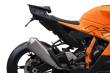 Capot de selle passager EVOTECH monté sur KTM 990 RC R - vue arrière