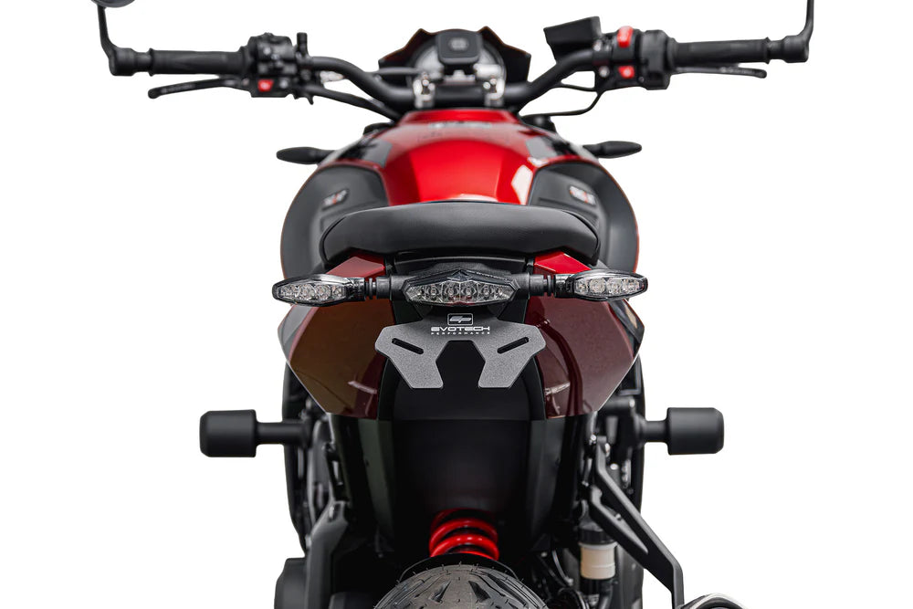 Support de Plaque (Feu Arrière Transparent) EVOTECH | TRIUMPH TRIDENT 800 (2026+)