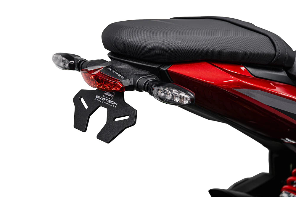 Support de Plaque (Feu Arrière Rouge) EVOTECH | TRIUMPH TRIDENT 800 (2026+)