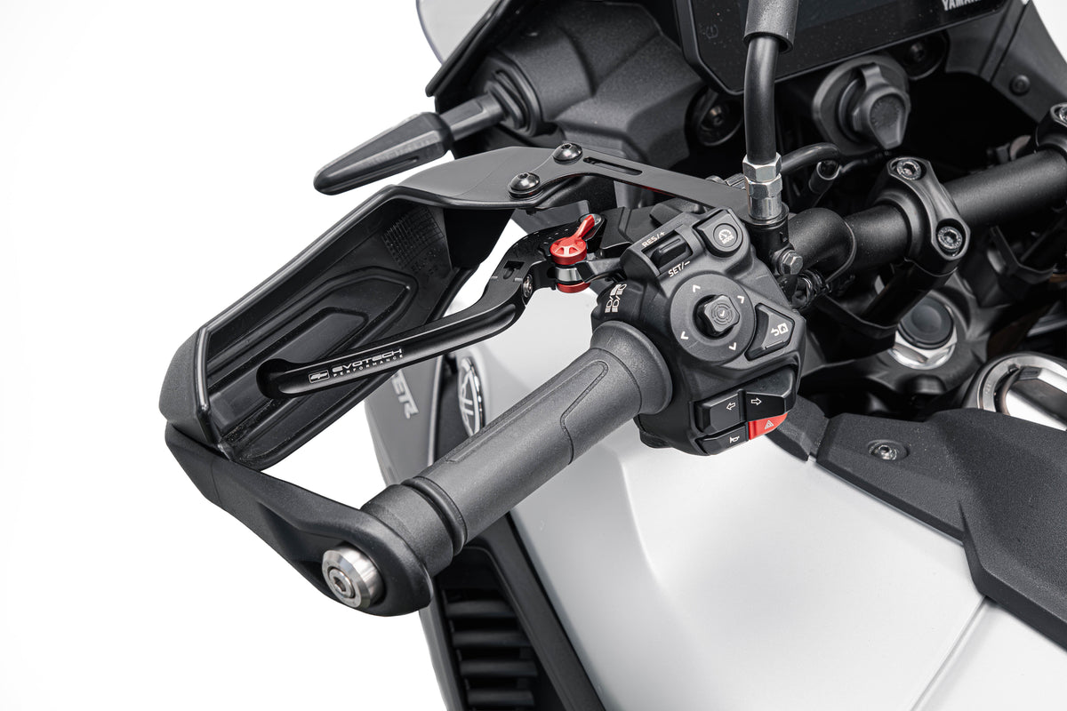 Leviers repliables EVOTECH montés sur YAMAHA TRACER 9