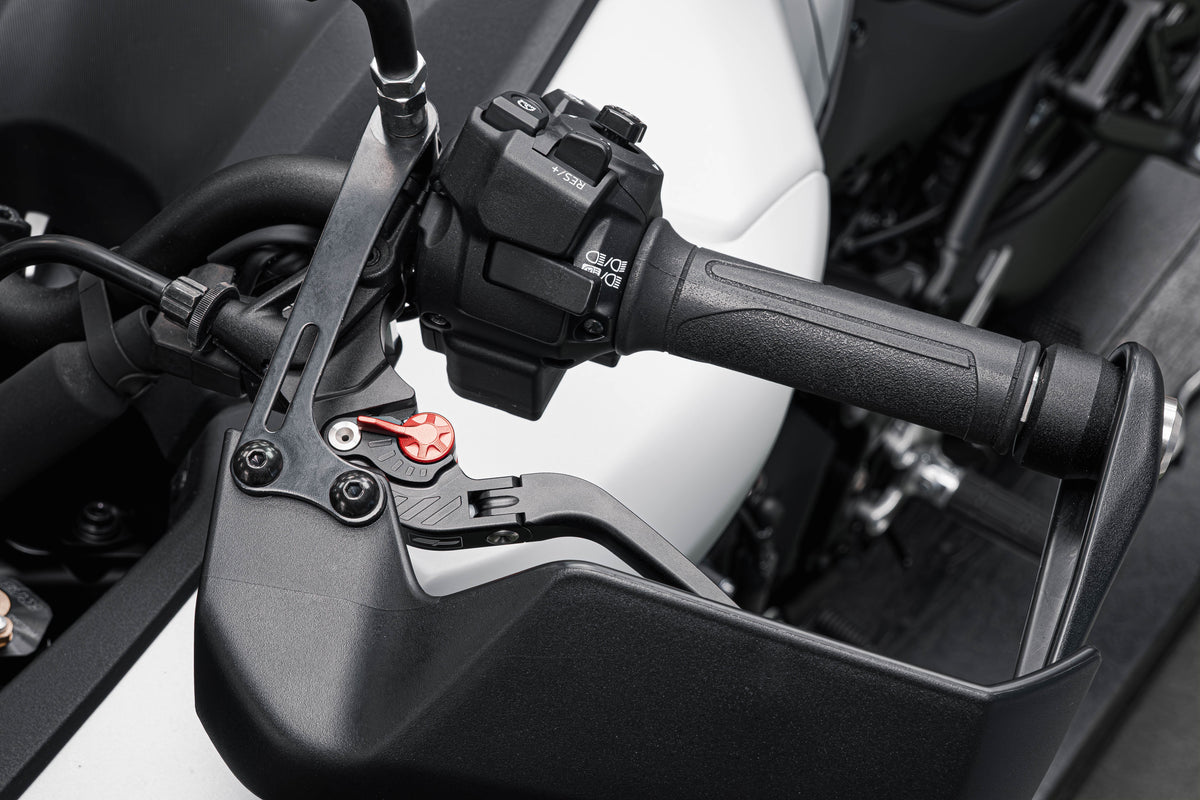 Levier repliable EVOTECH sur YAMAHA TRACER 9