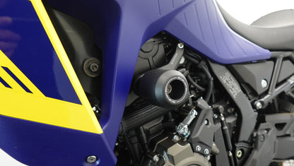 Détail de la protection EVOTECH côté gauche sur SUZUKI V-STROM 800