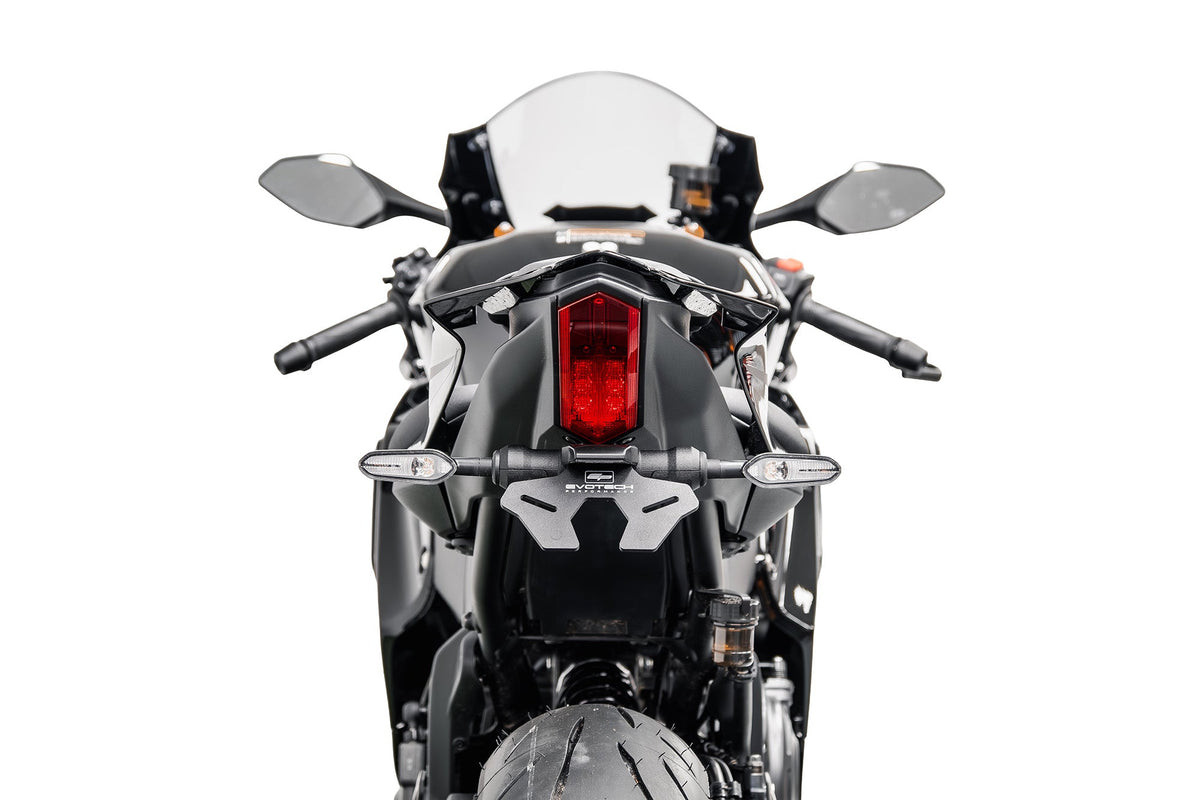 Support de plaque EVOTECH pour YAMAHA R7 2026 - éclairage LED