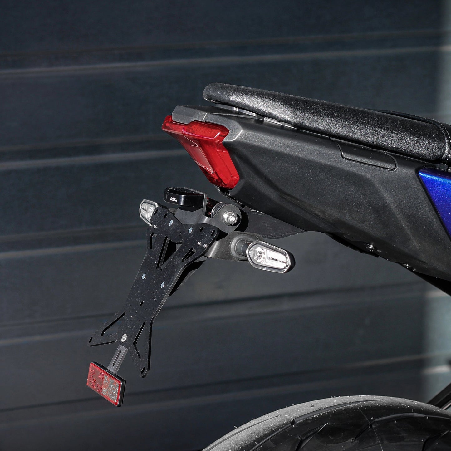 Kurzer Kennzeichenhalter MG BIKETEC | YAMAHA MT-07 (2025+)