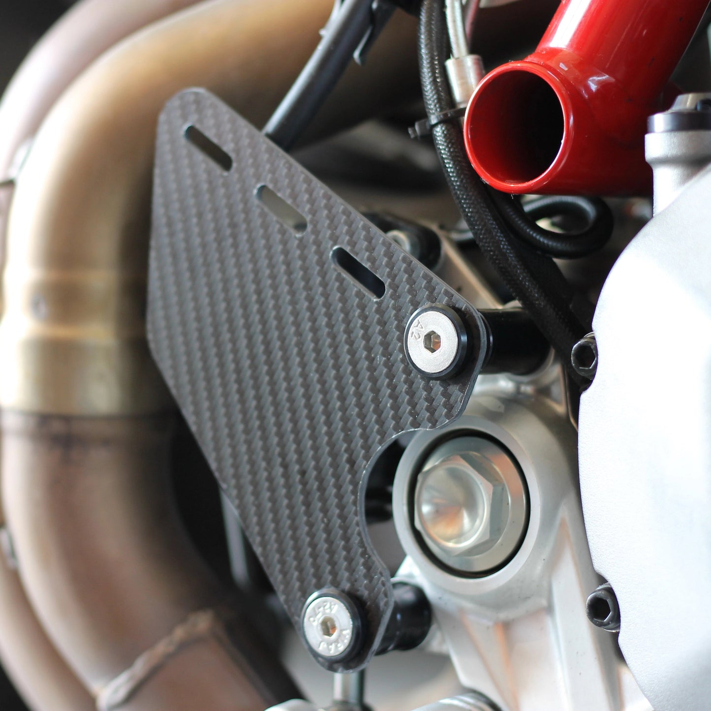 Protèges-Talons en Carbone MG BIKETEC | DUCATI HYPERMOTARD 950