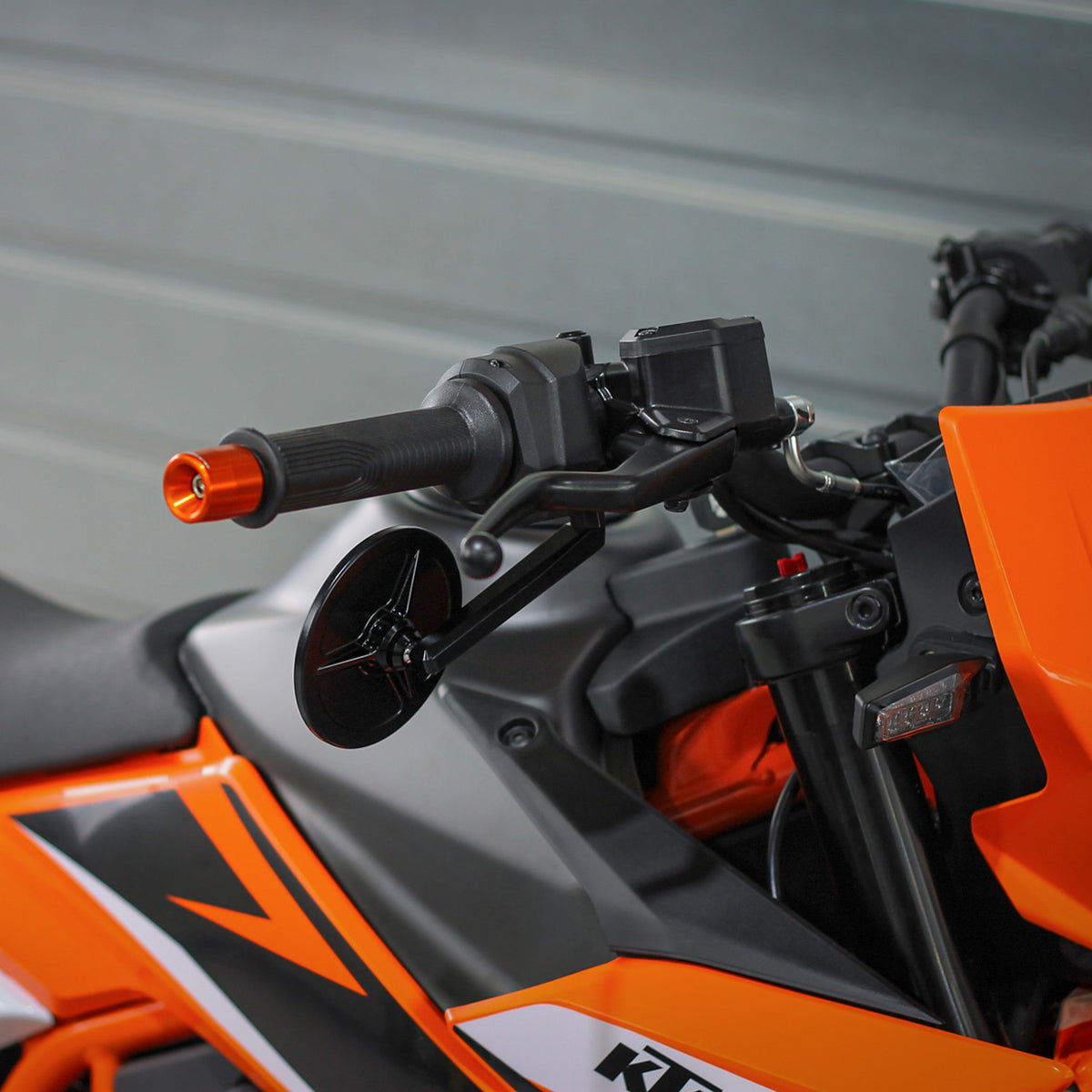 Rétroviseurs SUPERMOTO MG BIKETEC montés – vue 2