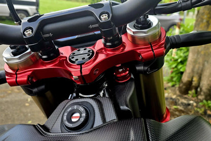 Té de Fourche Supérieur CNC RACING | DUCATI HYPERMOTARD 698 MONO / RVE