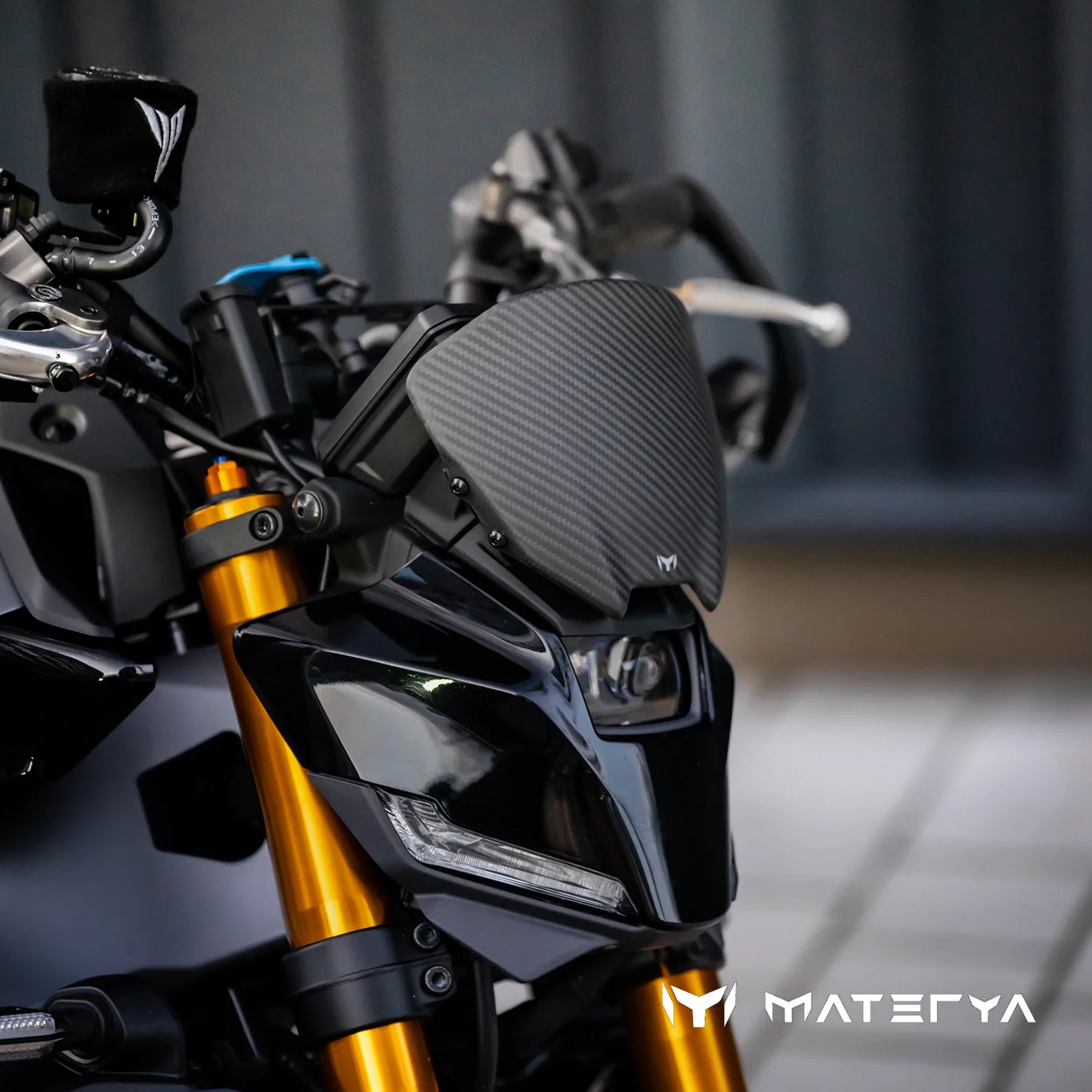 MATERYA Matte Carbon Windshield | YAMAHA MT09 (2024+)