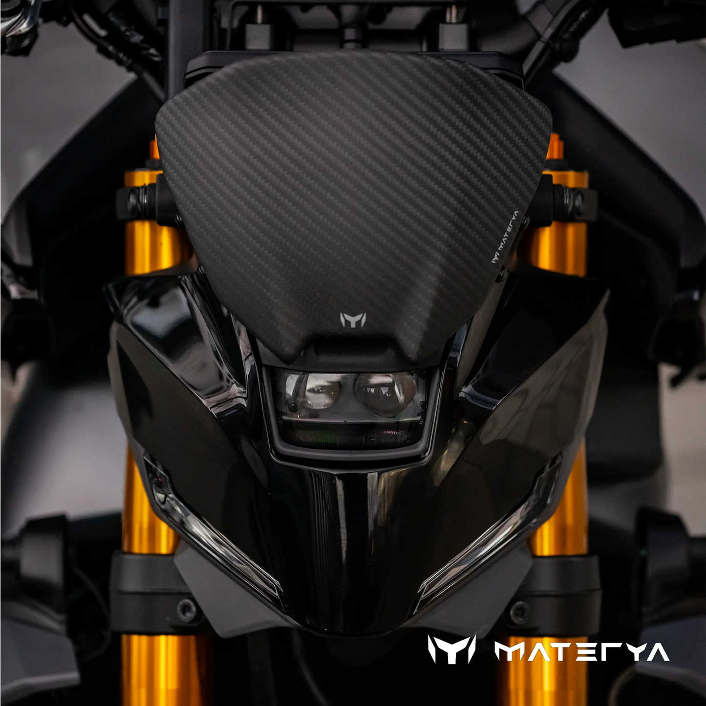 MATERYA Matte Carbon Windshield | YAMAHA MT09 (2024+)