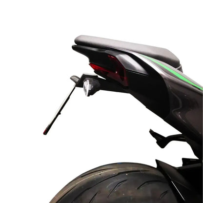 Support de Plaque Court ACCESS DESIGN | KAWASAKI Z900 / SE (2025+)