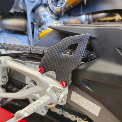 Protections de Talons en Carbone CNC RACING | DUCATI STREETFIGHTER V4 / S (2025+)